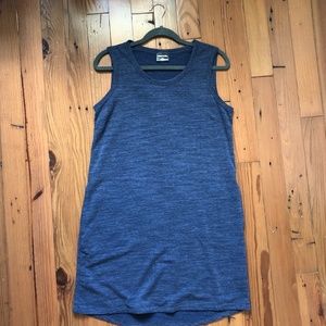 Sleeveless dress - Medium